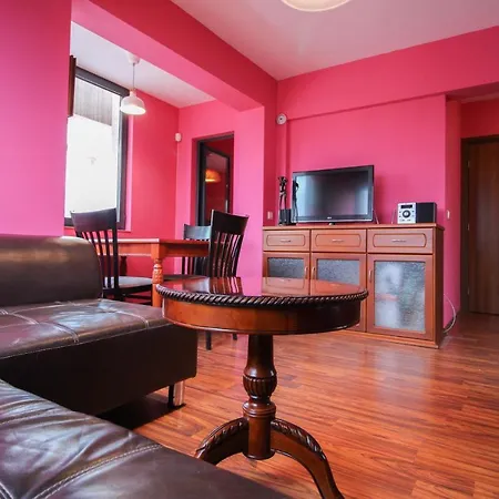 Pink'o Pink ✤ Convenient One-bedroom * Пловдив