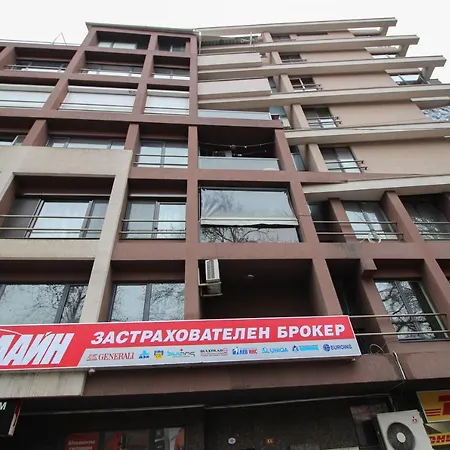 Pink'o Pink ✤ Convenient One-bedroom * Пловдив